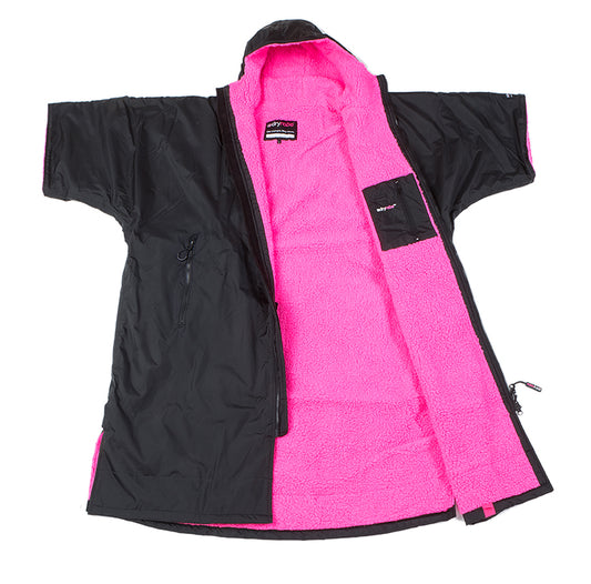 Dryrobe Short Sleeve: Black & Pink